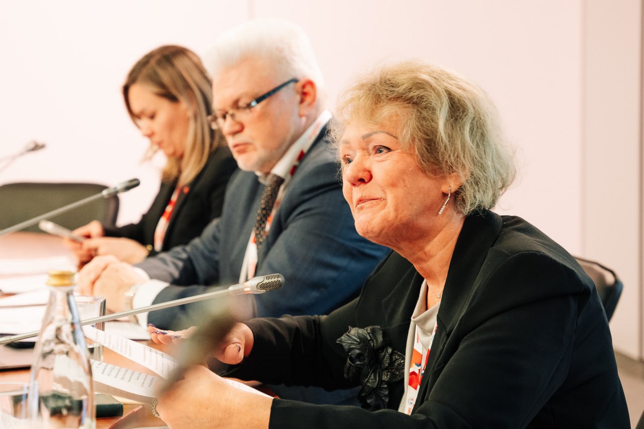 photo_5429333816494908830_y