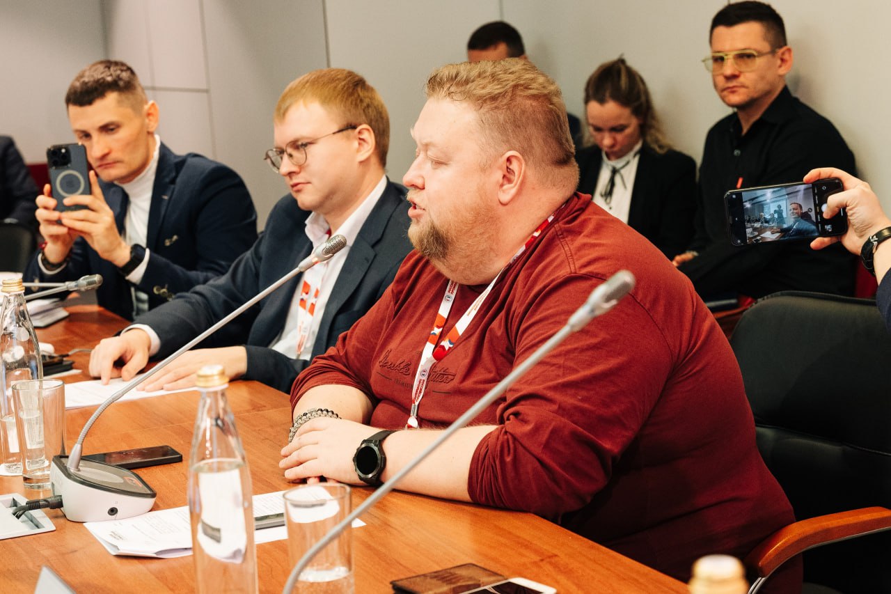 photo_5429333816494908832_y