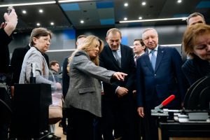 Обход экспозиции и пресс-подход 